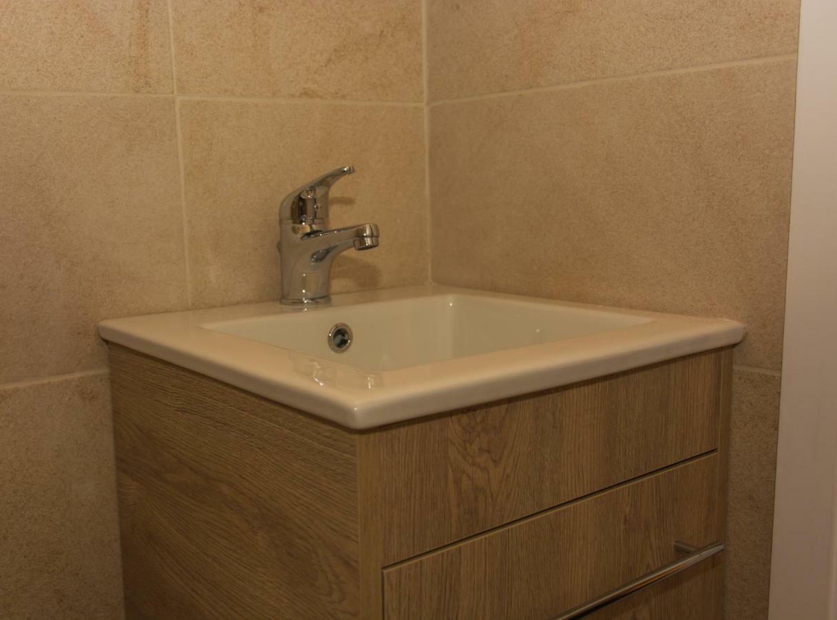 Central Luxury Studio Corinth Luaran gambar